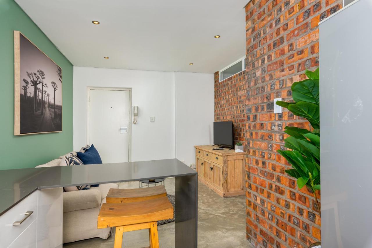Montclair Apartments 케이프타운 외부 사진